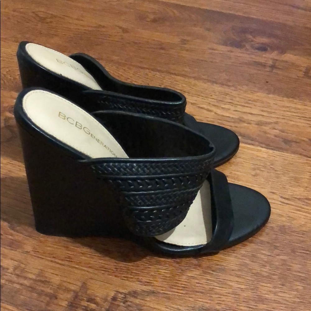 BCBG wedge slides
